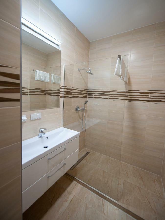 Awangarda Home Apartment Варшава Экстерьер фото