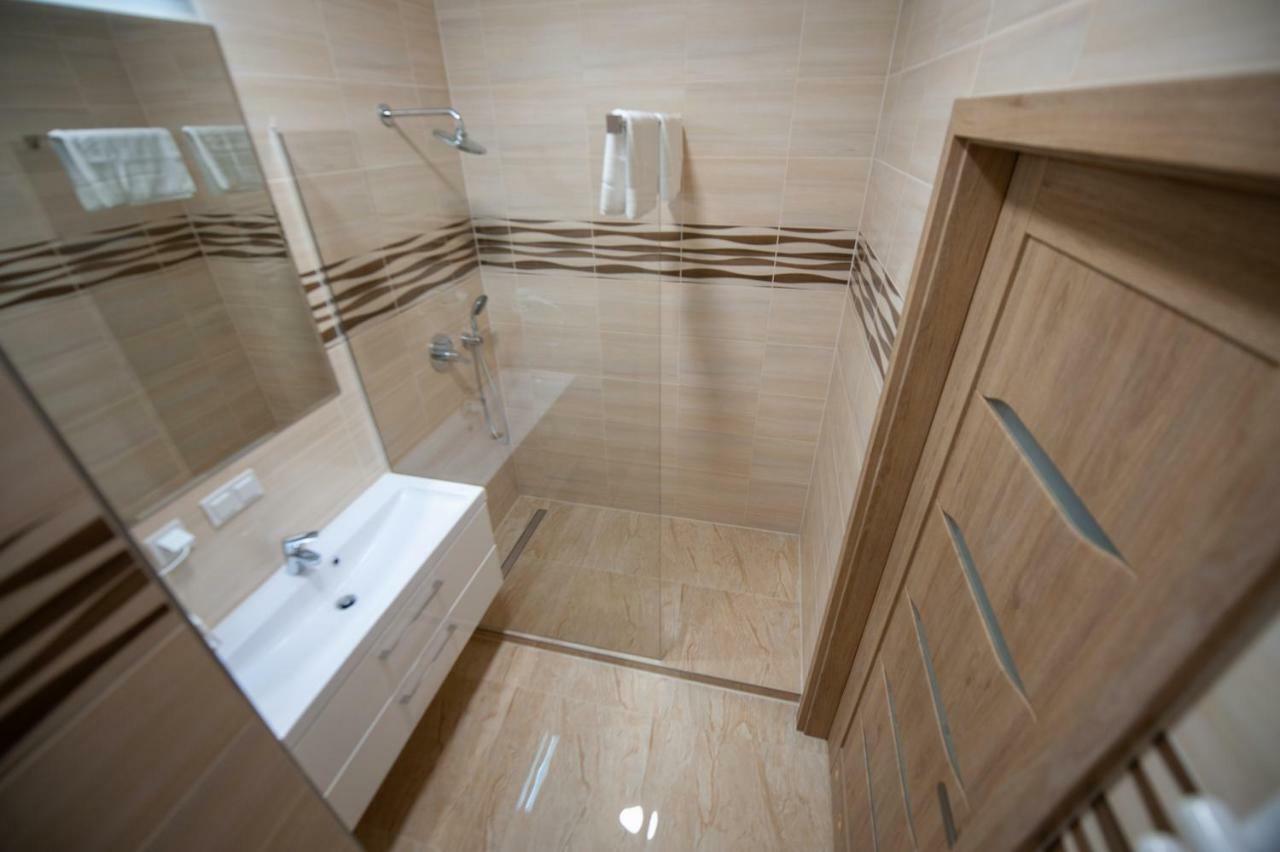 Awangarda Home Apartment Варшава Экстерьер фото