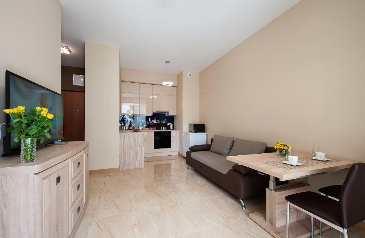Awangarda Home Apartment Варшава Экстерьер фото